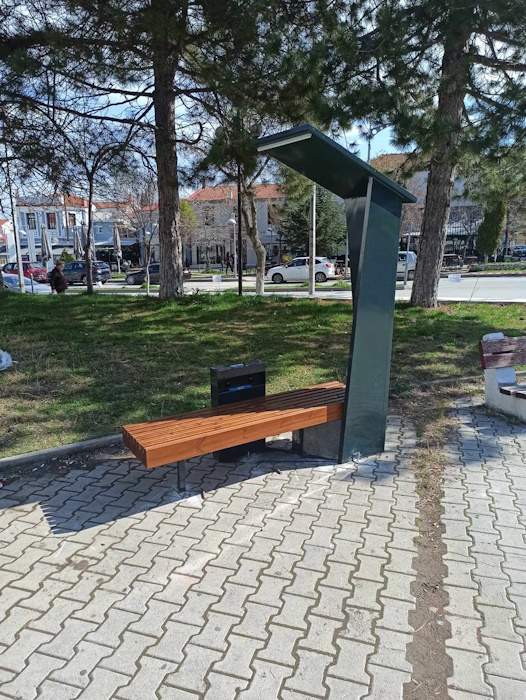 Έξυπνα-παγκάκια-στον-Δήμο-Αμυνταίου