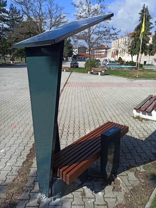 Έξυπνα-παγκάκια-στον-Δήμο-Αμυνταίου