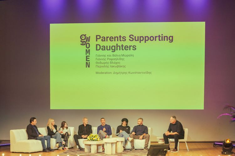 Parents Supporting Daughters, οι οικογένειες υποστηρίζουν τις κόρες τους στον αθλητισμό
