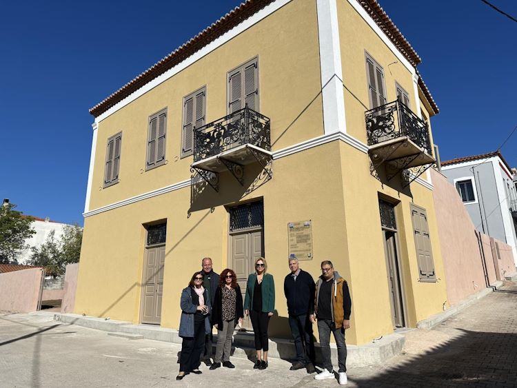 Ανακατασκευή της Οικίας Παπαφράγκα