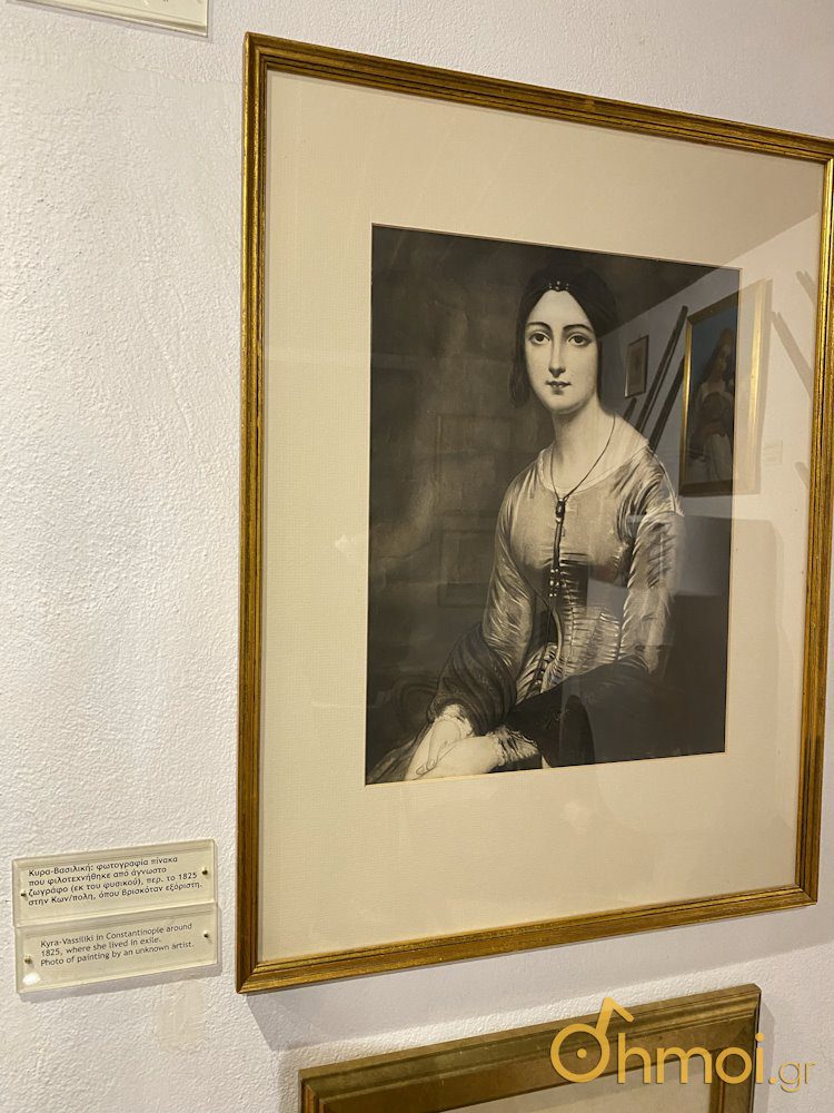 Ασπρόμαυρο πορτραίτο της Κυρά Βασιλικής στο Μουσείο του Αλή Πασά - Αφιέρωμα στα Ιωάννινα από το ΔΗΜΟΙ GR