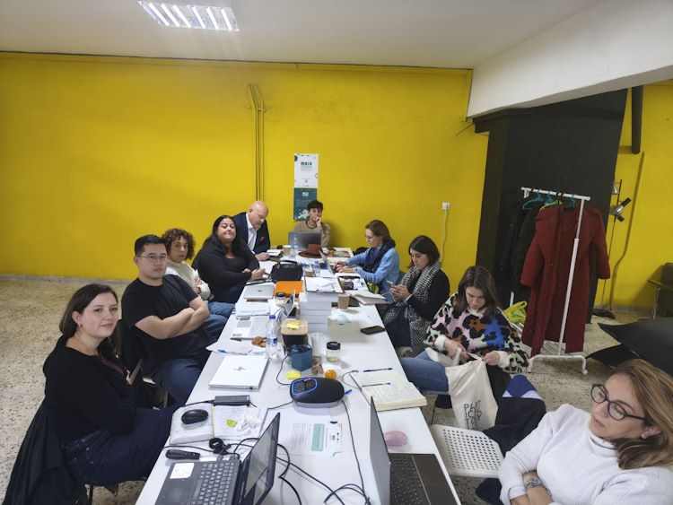 Κλιματικά καταφύγια: Σχολικές αυλές και βιώσιμες πόλεις σε διεθνή συνάντηση στο Χαλάνδρι