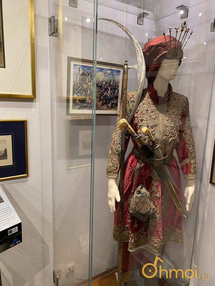 Φορεσιά γενίτσαρου στο Μουσείο Αλή Πασά - Αφιέρωμα στα Ιωάννινα από το ΔΗΜΟΙ GR