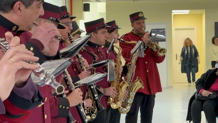 Κοπή πρωτοχρονιάτικης βασιλόπιτας στον Δήμο Κερατσινίου - Δραπετσώνας