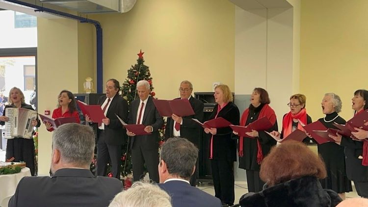 Κοπή πρωτοχρονιάτικης βασιλόπιτας στον Δήμο Κερατσινίου - Δραπετσώνας