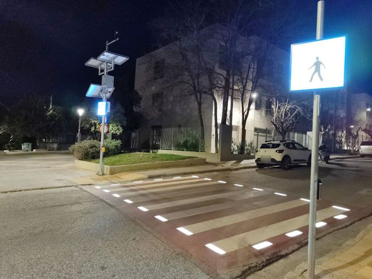 Νέες διαβάσεις για την διέλευση πεζών και μαθητών στα σχολεία της Πετρούπολης