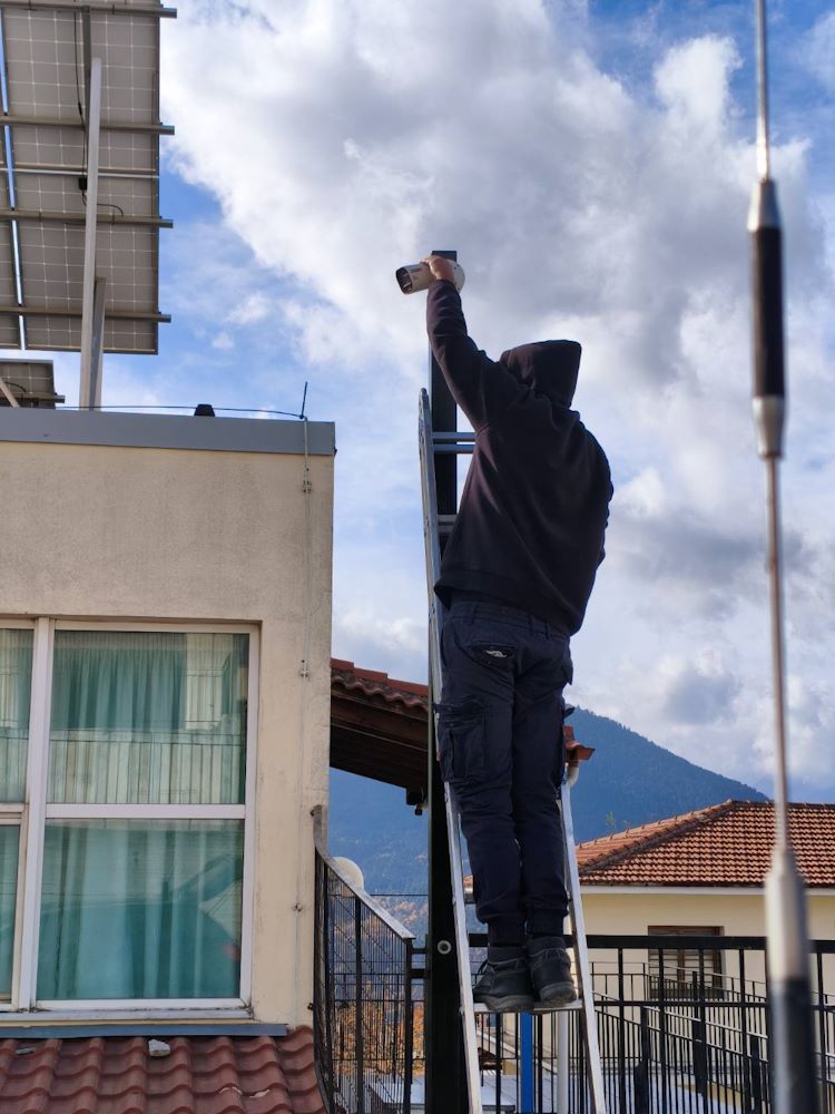 Ασφαλέστερα σχολεία στο Καρπενήσι με εγκατάσταση κλειστού κυκλώματος παρακολούθησης