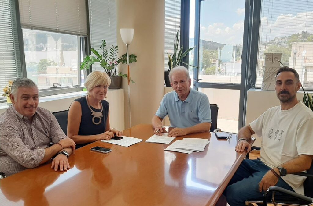 Υπογραφή σύμβασης απο τον Δήμαρχο Αιγάλεω Λάμπρο Σκλαβούνο με την ανάδοχο εταιρεία «ΕΥΔΡΟΜΟΣ Α.Τ.Ε.»